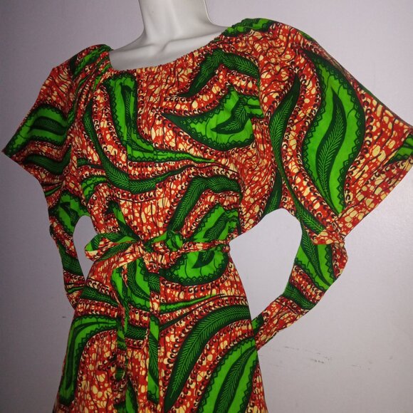 Ankara Print Shirt with belt, size fits XL - Picture 3 of 4